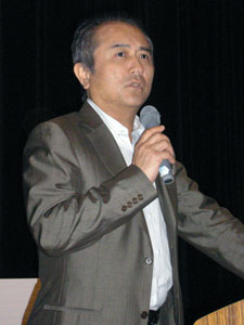 特別講演は、PDN理事長　鈴木裕先生